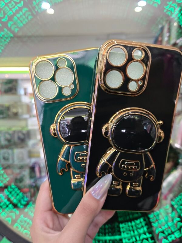 Funda Iphone 15 Pro Max Astronauta