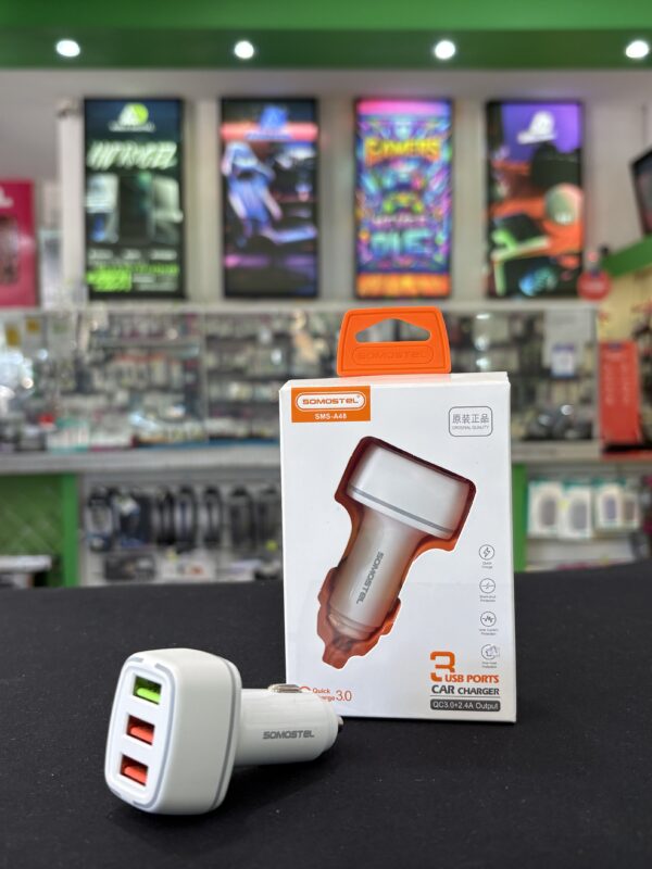 Base de Carga Auto USB x3 Somostel SMS-A48 QC3.0