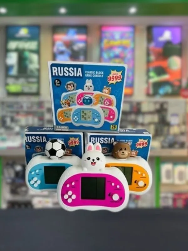 Consola Portátil Russia Personajes