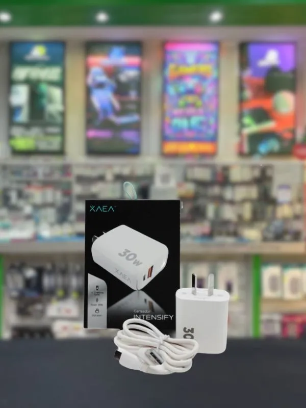 Cargador tipo C XAEA con cable USB A C y base con USB + C 30W