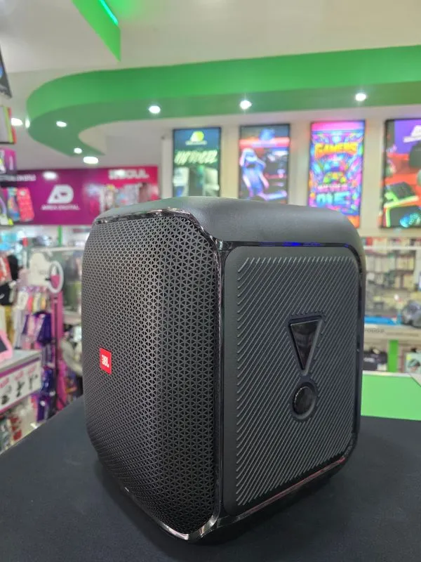 Parlante JBL PartyBox Encore Essential