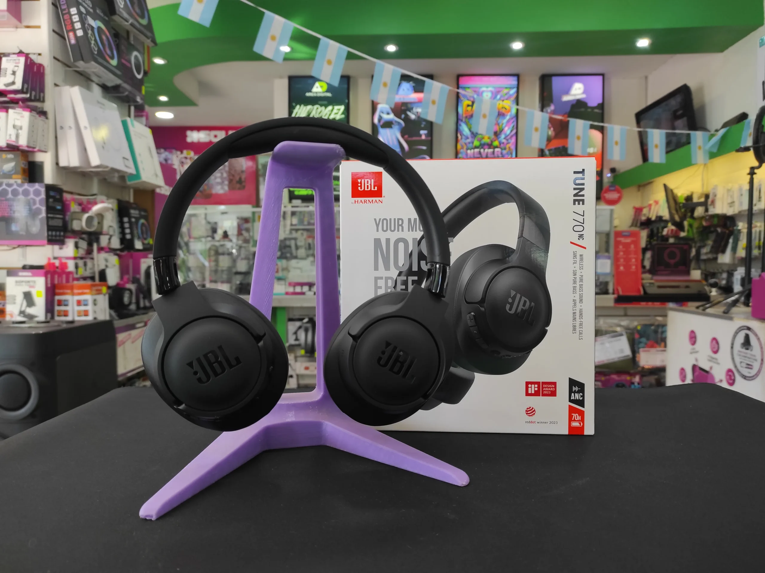 Auriculares JBL Tune 770NC en color negro
