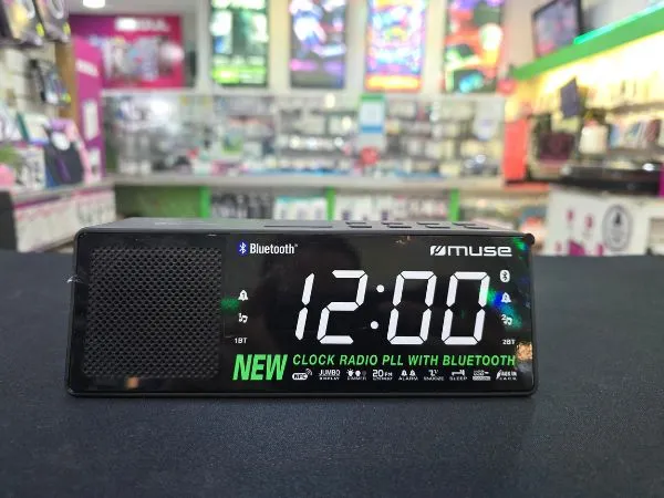 Radio con bluetooth carga inalámbrica 20w MUSE