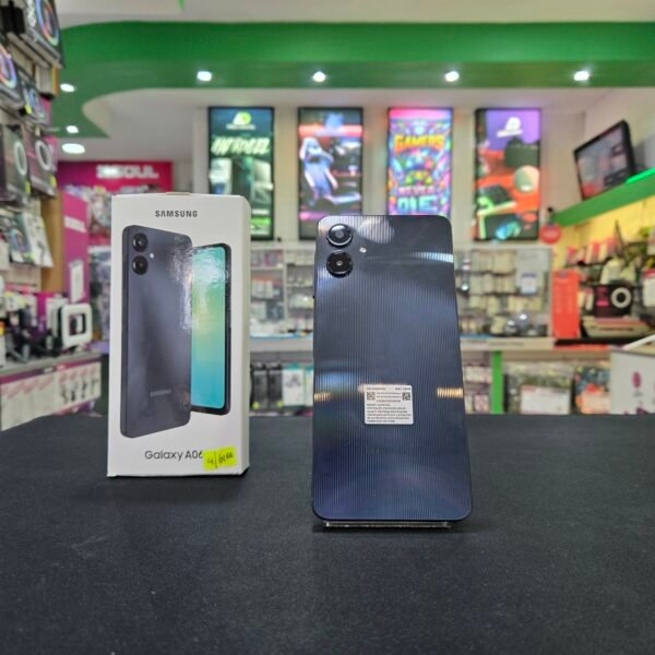 Celular Samsung A06 64GB 4RAM