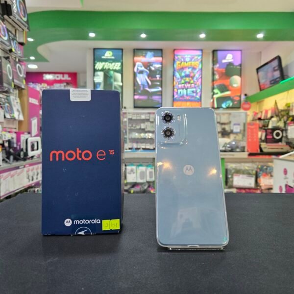 Celular Motorola E15 64GB 2RAM