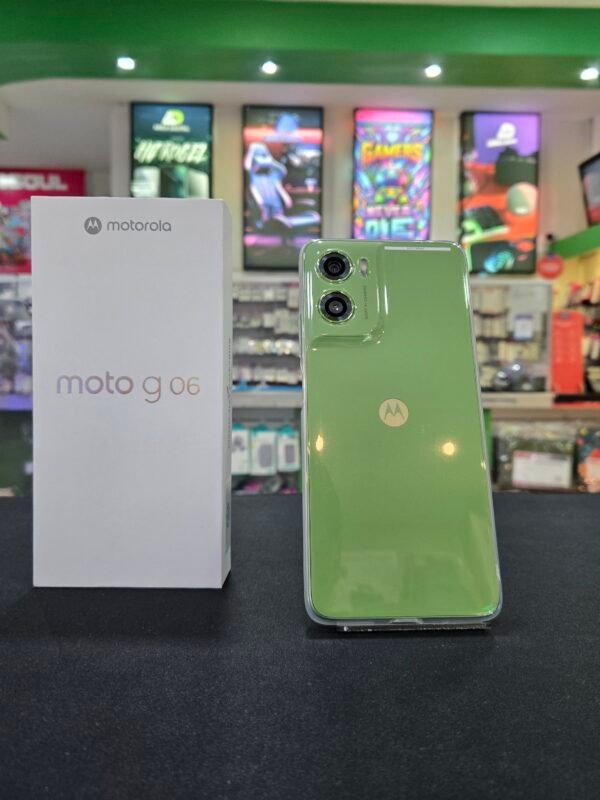 Celular Motorola G06 64GB 4 RAM