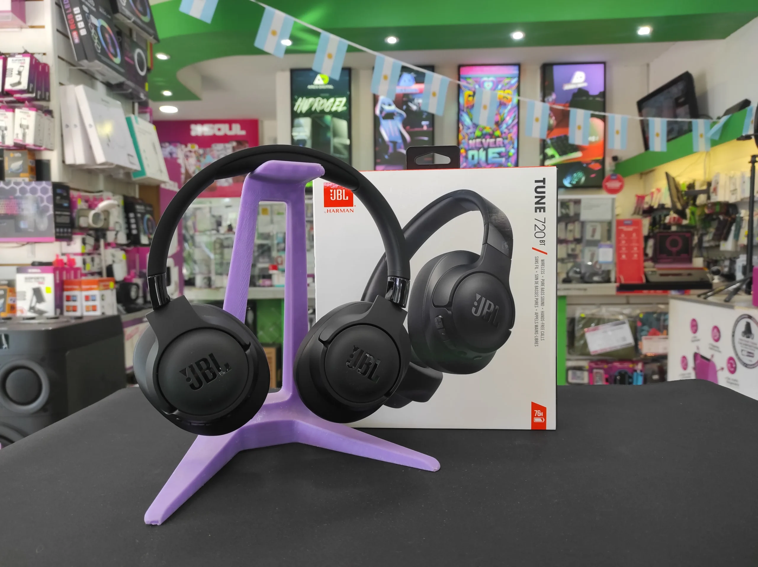 Auriculares JBL Tune 720BT en color negro