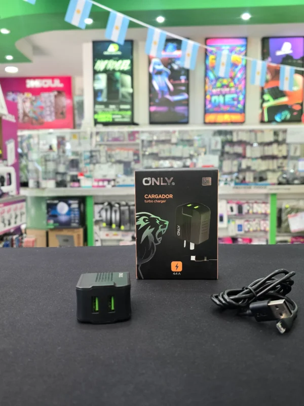 Cargador Completo Only Turbo Charger de 4.4A con Doble Puerto USB.  Base + Cable tipo usb – v8