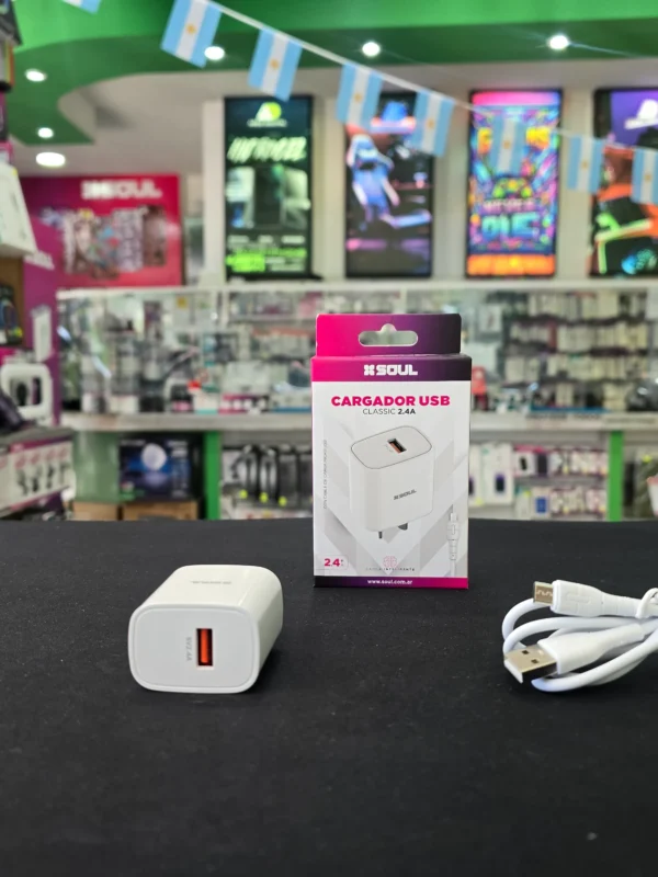 Cargador Completo  Soul USB Classic de 2.4A. Base + Cable tipo usb - v8