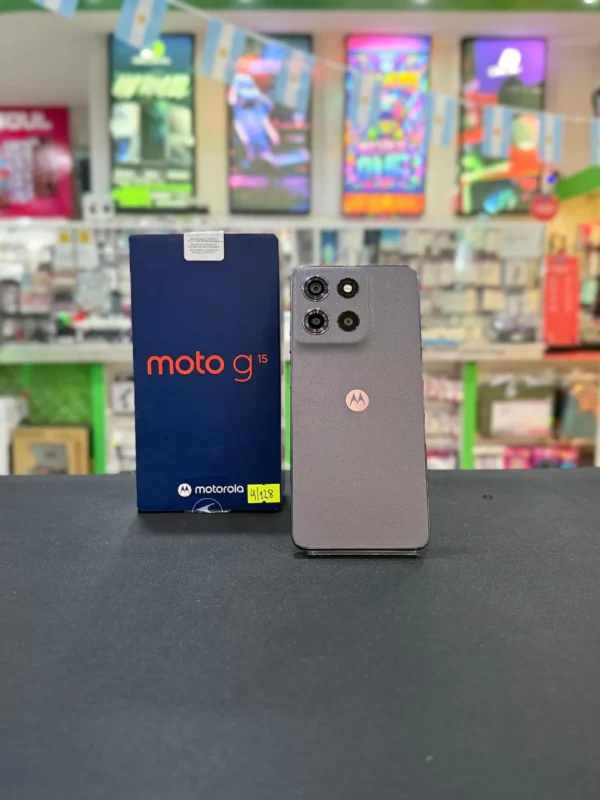 Celular Motorola G15 (128GB / 4GB RAM)