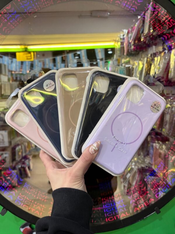 Funda iphone 11 Silicona MagSafe